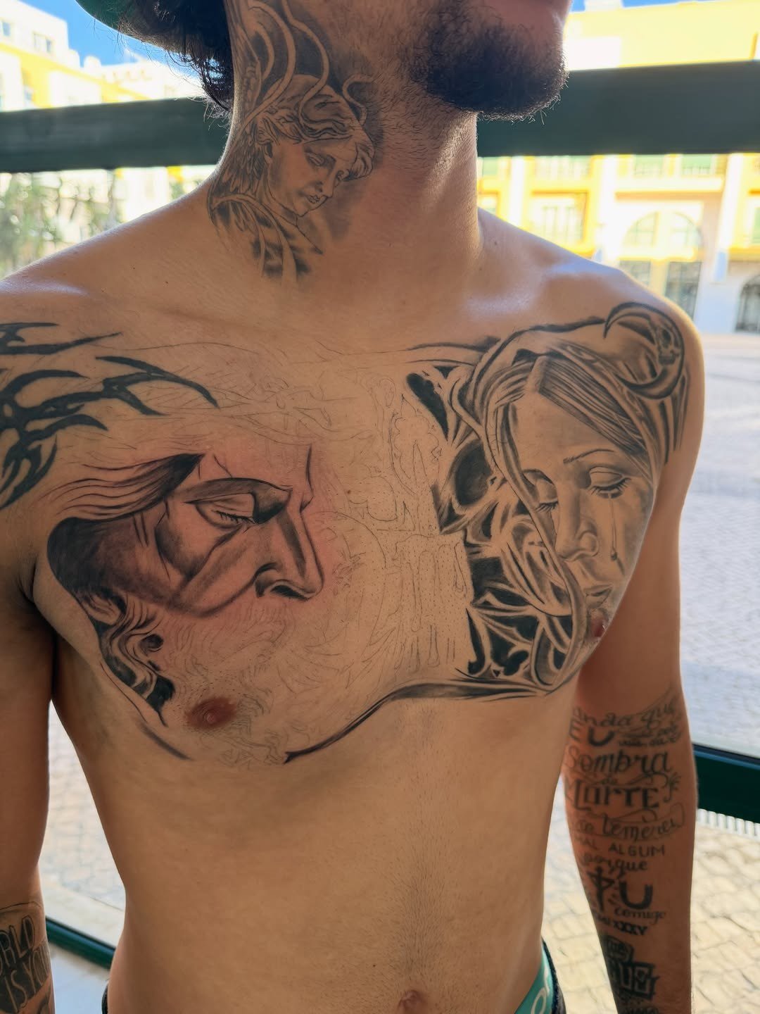 Tatuagem recente publicada pelo estúdio no Instagram